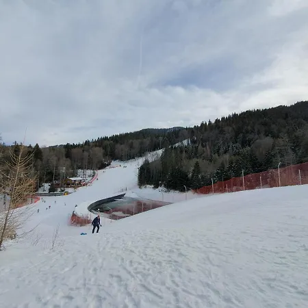 Appartamento Pinewood Ang Apartment, Semiramida Hills