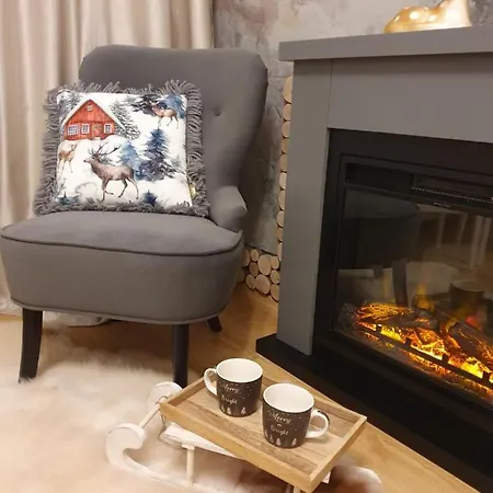 Pinewood Ang Apartment, Semiramida Hills 公寓 *