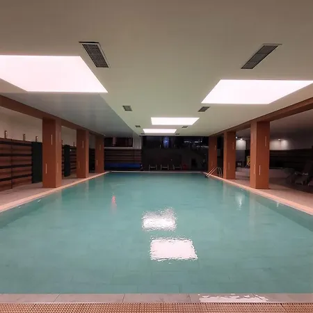 Pinewood Ang Apartment, Semiramida Hills