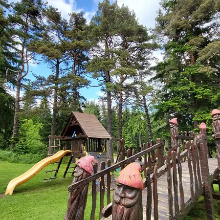Pinewood Ang Apartment, Semiramida Hills