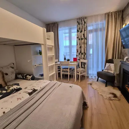 アパート Pinewood Ang Apartment, Semiramida Hills *